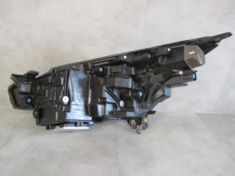 LAMPA PRZÓD TOYOTA C-HR II 23- RH PRAWA FULL LED 81110-F4510-00