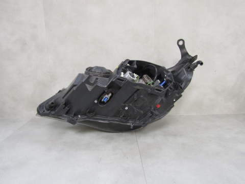 LAMPA PRZÓD BMW 5 E60 E61 LIFT KSENON NIESKRĘTNY 07-10 RH PRAWA 7177740-08