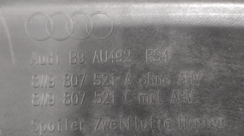 Dyfuzor spoiler dokładka zderzaka tył Audi A4 RS4 B9 15- / 8W9807521A