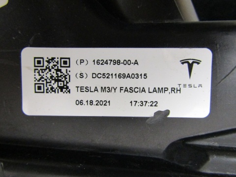LAMPA PRZÓD HALOGEN TESLA MODEL 3 LED DRL 17-23 RH PRAWA 162479800A