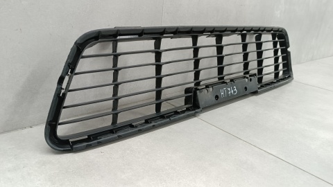Kratka atrapa Toyota Hilux 8 VIII 15-18