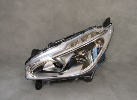 LAMPA PRZÓD PEUGEOT 208 I LIFT ZWYKŁA SOCZEWKA Z LED 15-19 LH LEWA 9810805780
