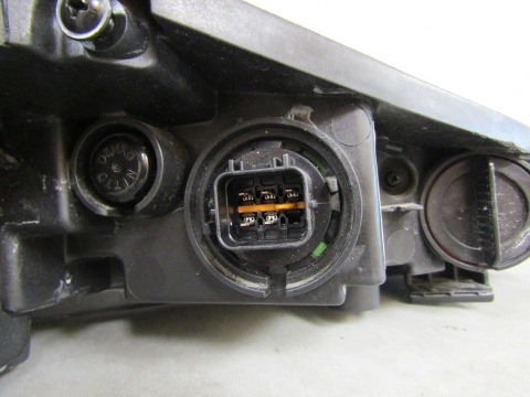 Lampa przód halogen Hyundai Kona 1 I LED DRL 17-21 LH LEWA 92207 J9000