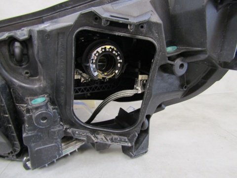 LAMPA PRZÓD CITROEN JUMPY 3 III 16-23 VIVARO 19-23 KSENON NIESKRĘTNY RH 9808233980