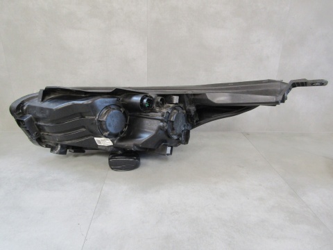 LAMPA PRZÓD KIA CEED 3 III LIFT ZWYKŁA SOCZEWKA CZARNA 21- RH 92102J7051