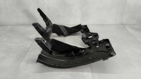 Narożnik oklular stelaż prawy Mercedes Actros L Pro Cabin MP6 A9608855565