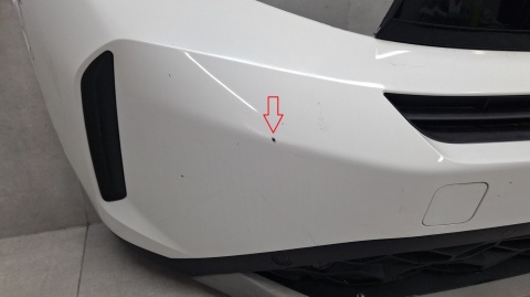 Zderzak przód przedni Opel Frontera C 24- / + halogeny + wiązka + 6PDC
