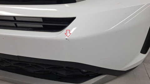 Zderzak przód przedni Opel Frontera C 24- / + halogeny + wiązka + 6PDC