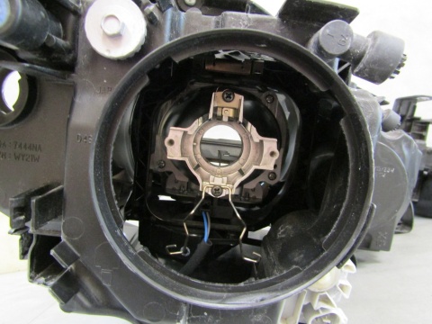 LAMPA PRZÓD MAZDA 6 GJ KSENON SKRĘTNY LH LEWA 12-14