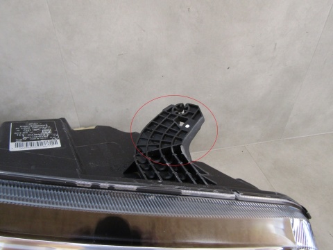 LAMPA PRZÓD FORD TRANSIT CUSTOM LIFT KSENON 17-23 RH JK21-13D152-BJ