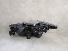LAMPA PRZÓD MAZDA CX5 II 2 LED 16-21 RH KB8M51030