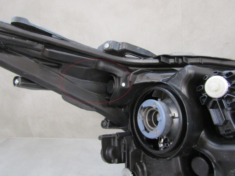 LAMPA PRZÓD TOYOTA COROLLA E21 SEDAN ZWYKŁA SOCZEWKA LH 18- 81170-02T31-00
