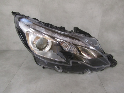 LAMPA PRZÓD PEUGEOT 2008 I ZWYKŁA SOCZEWKA RH PRAWA 13-16