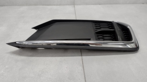 Kratka zderzaka prawy przód Honda Civic LX (CHROM) 2017-2020