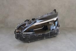 LAMPA PRZÓD TOYOTA YARIS CROSS FULL LED 20- LH LEWA