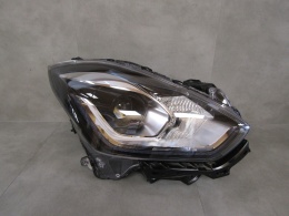 LAMPA PRZÓD SUZUKI SWIFT VI MK8 VIII LED RH PRAWA 19-24 W2968
