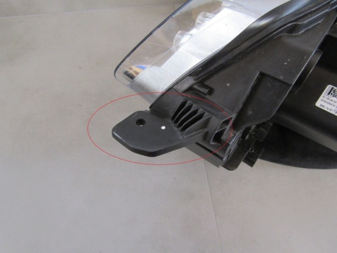 LAMPA PRZÓD TOYOTA PROACE 2 II KSENON NIESKRĘTNY 16-23 PRAWA RH 9808237480