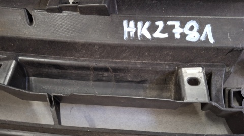 Grill atrapa ramka Nissan Lafesta 11-18