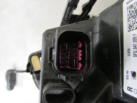LAMPA PRZÓD SEAT LEON IV 4 CUPRA FORMENTOR FULL LED 20-24 RH PRAWA 5FG941008F