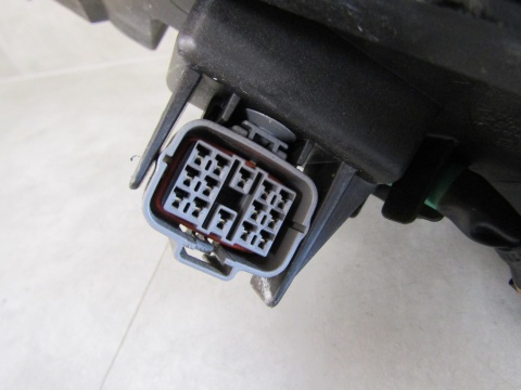 LAMPA PRZÓD MAZDA CX30 CX 30 FULL LED 14 PINÓW 19- RH PRAWA DG1J-51030