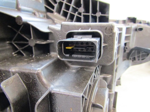 LAMPA PRZÓD VOLVO EX30 FULL LED 23- LH LEWA 80000401