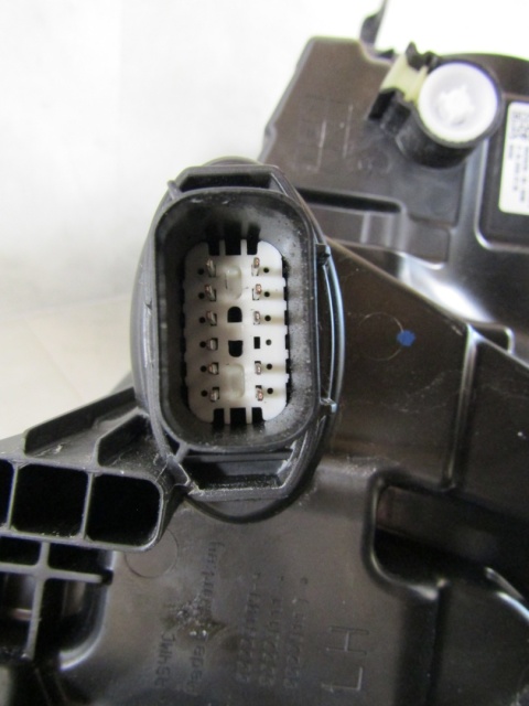 LAMPA PRZÓD FORD TRANSIT CUSTOM 2 II LED 23- LH PZ31-13E015-CB
