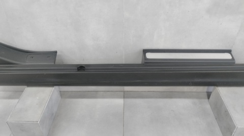 Listwa progowa prawa Mini Cooper F55 5d 13- 16189910gb