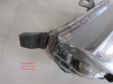 LAMPA PRZÓD NISSAN QASHQAI J11 ZWYKŁA SOCZEWKA Z LED LH 13-17 100-18013