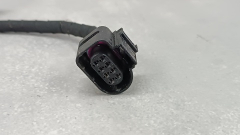 Osłona portu ładowania klapka wlewu Volkswagen Golf VII GTE 5GE853396