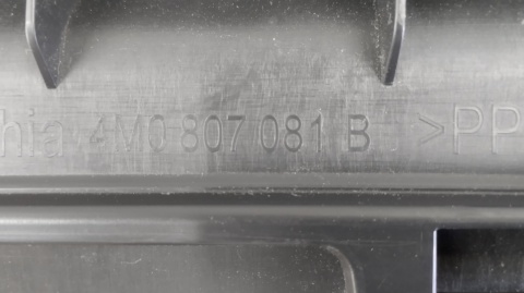 Osłona pasa nakładka przód przednia AUDI SQ8 RSQ8 4M8 18-23r 4M0807081B