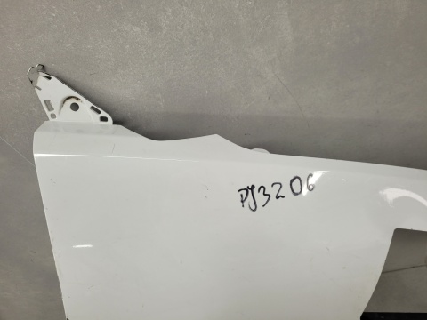 Błotnik prawy przód przedni Jaguar I-Pace X590 18-23
