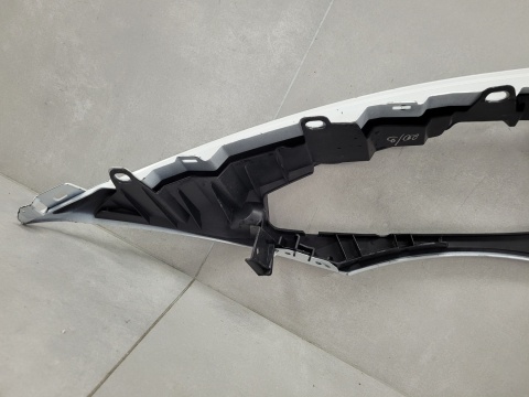 Błotnik prawy przód przedni Jaguar I-Pace X590 18-23