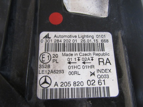 LAMPA PRZÓD MERCEDES C-KLASA ZWYKŁA 14-18 RH PRAWA A2058200261