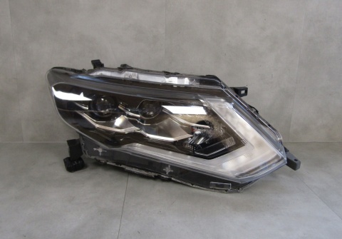 LAMPA PRZÓD NISSAN X-TRAIL T32 LIFT LED RH PRAWA 17-20