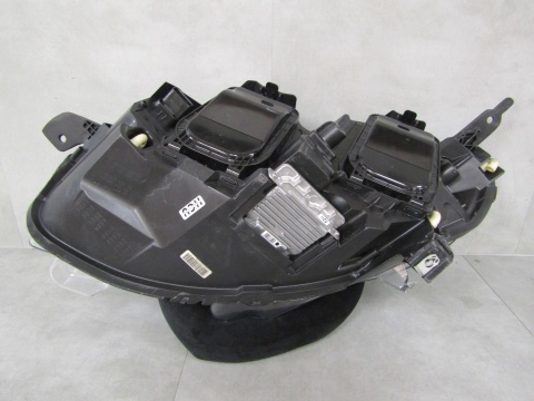 Lampa przód Peugeot Expert 3 III KSENON NIESKRĘTNY 16-23 RH 9808235780