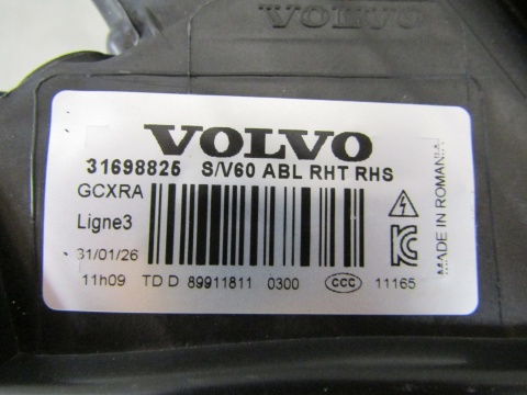 Lampa przód Volvo V60 S60 LIFT KSENON SKRĘTNY 14-18 RH PRAWY 31698825