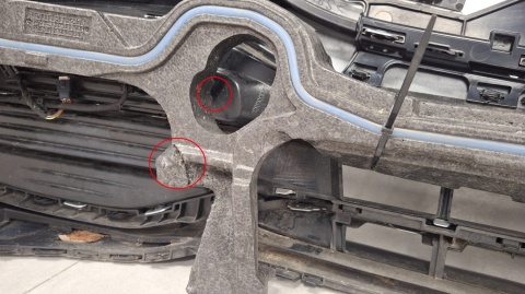 Zderzak przód przedni Mercedes EQS 297 V297 21-24 / + PDC + wiązka