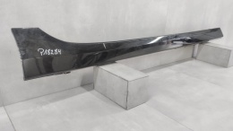 Listwa progowa prawa BMW 1 F40 2 F44 19- próg