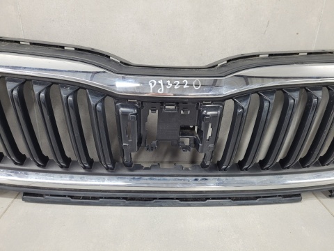 Grill atrapa zderzaka przód Skoda Octavia 4 IV 5E3 19-23