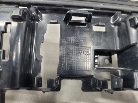Grill atrapa zderzaka przód Skoda Octavia 4 IV 5E3 19-23