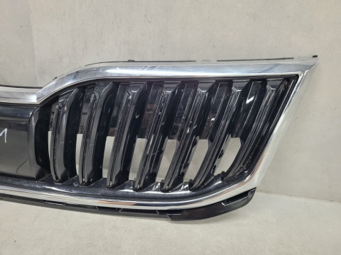 Grill atrapa zderzaka przód Skoda Octavia 3 III 5E0 Lift 17-20
