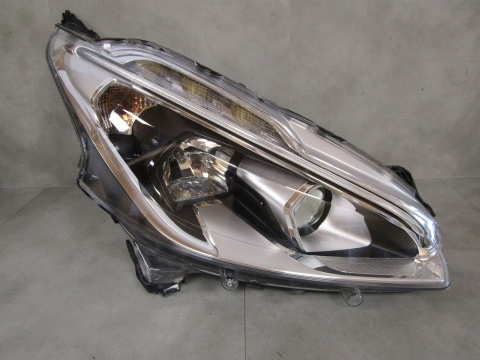 LAMPA PRZÓD PEUGEOT 208 I LIFT ZWYKŁA SOCZEWKA 15-19 PRAWA RH 9810805880