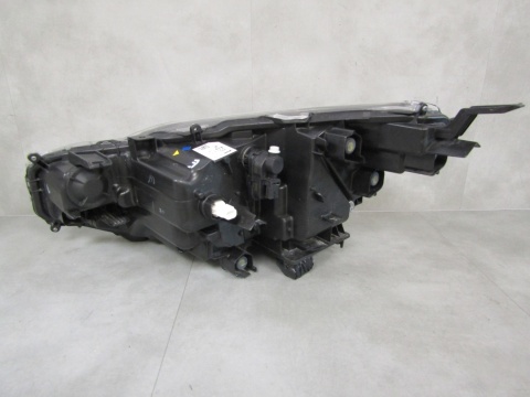 LAMPA PRZÓD TOYOTA YARIS CROSS FULL LED 17-22 RH PRAWA KOITO 0D-312