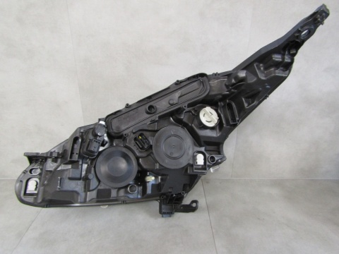 LAMPA PRZÓD PEUGEOT 208 I LIFT ZWYKŁA SOCZEWKA 15-19 PRAWA RH 9810805880