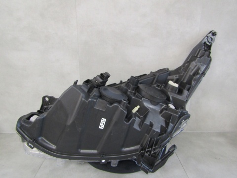 LAMPA PRZÓD PEUGEOT 208 I LIFT ZWYKŁA SOCZEWKA 15-19 PRAWA RH 9810805880