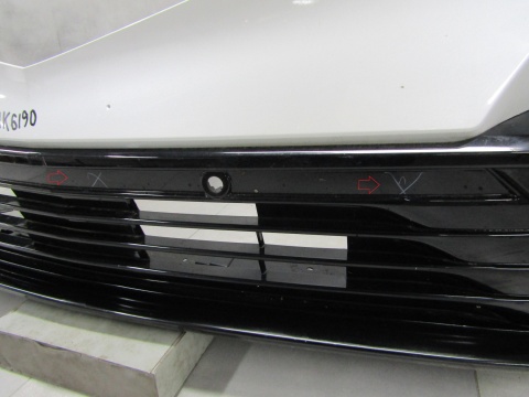 Zderzak przód przedni Honda Acura ZDX USA 24- / + GRILL
