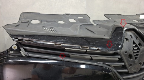 Zderzak przód przedni Renault Clio 4 IV Lift 16-20 / + osłona