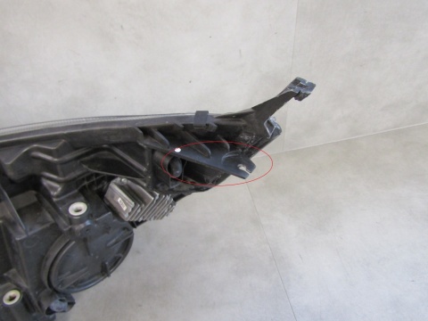 LAMPA PRZÓD FORD TRANSIT CUSTOM LIFT ZWYKŁA SOCZEWKA Z LED 17-23 RH JK21-13W029-DJ