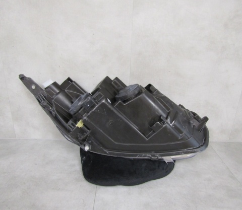 LAMPA PRZÓD FORD TRANSIT COURIER ZWYKŁA 14- LH JT76 13W030 AD