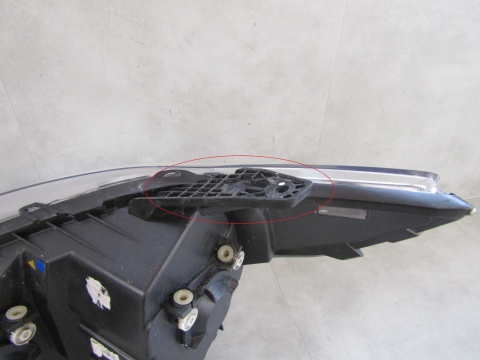 LAMPA PRZÓD MAXUS LDV G10 ZWYKŁA RH PRAWA 14-